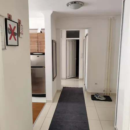 Stari Grad Korzo Apartment *